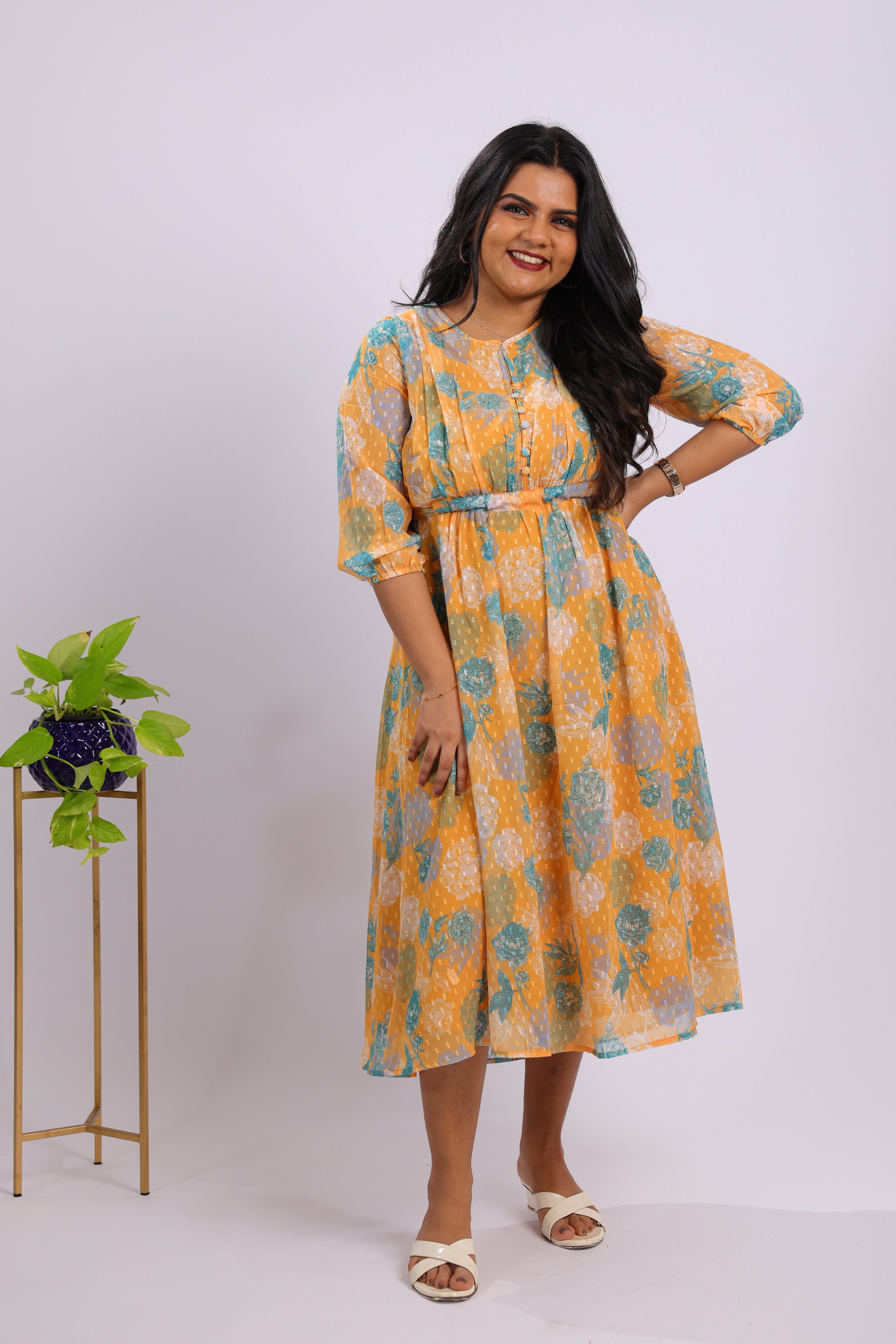 TWD109 - Dobby Georgette Floral Midi Dress