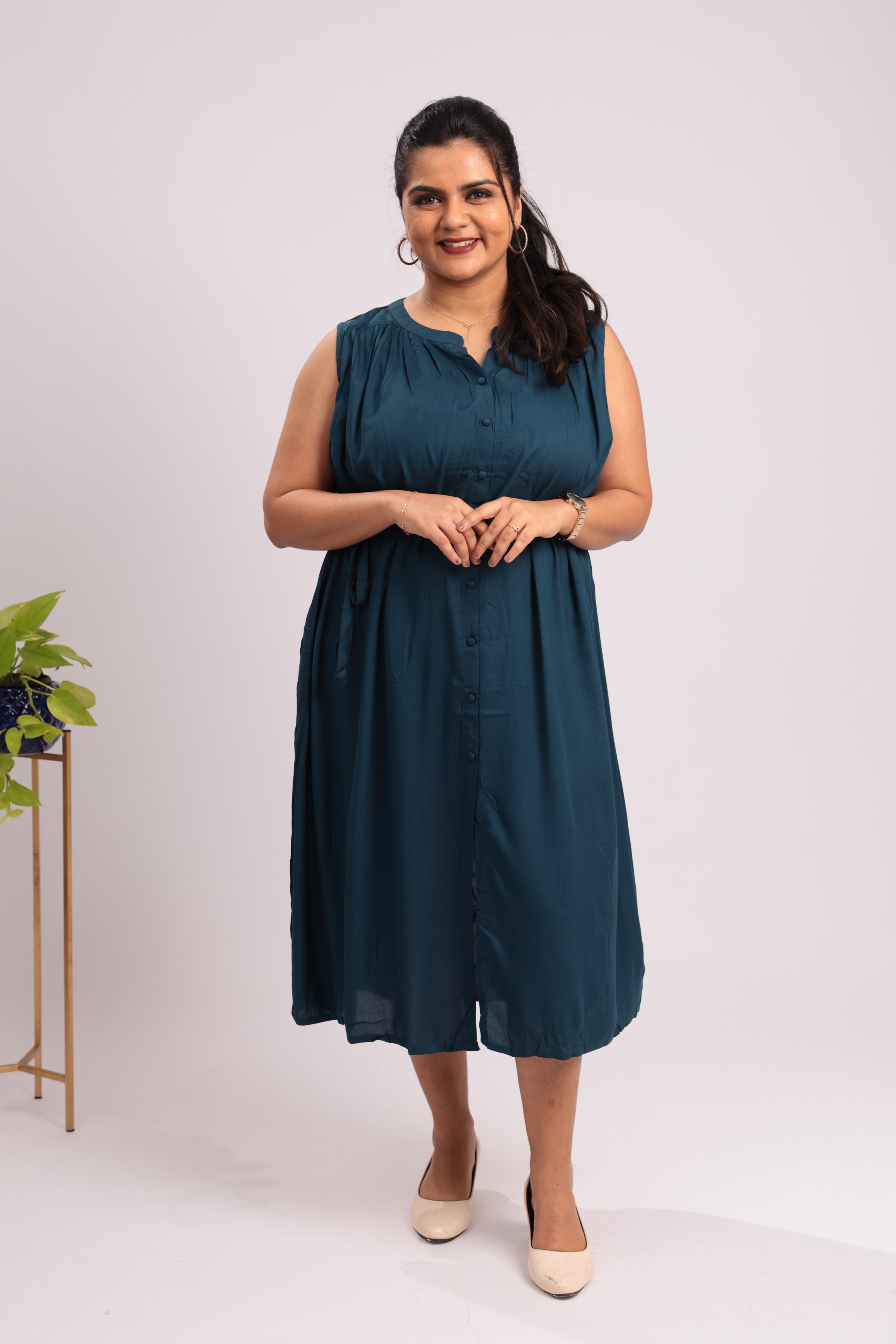 TWD101 – Sleeveless Button-Down Rayon Dress