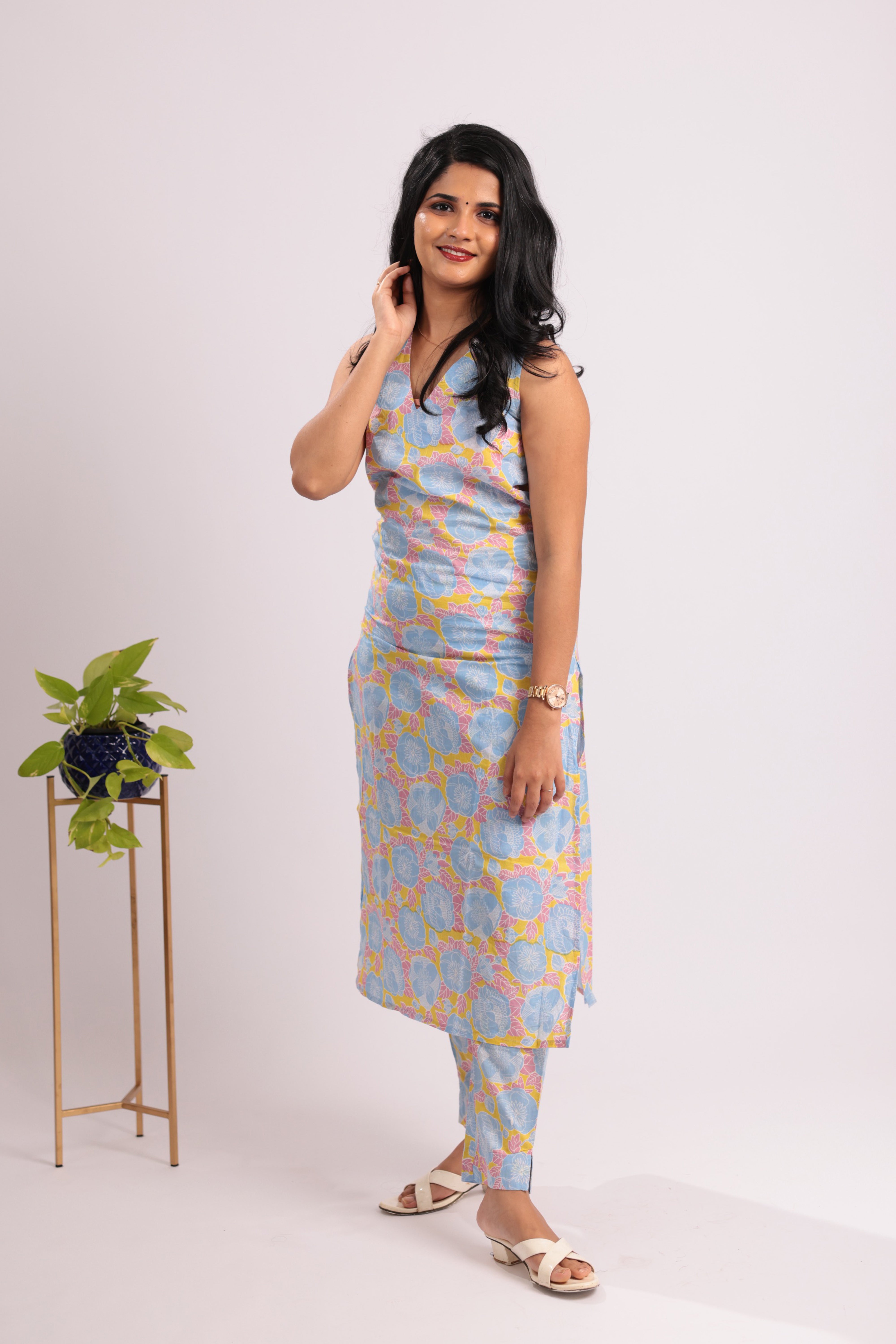 TWKS107 - Pastel Bloom Sleeveless Cotton Kurta Set