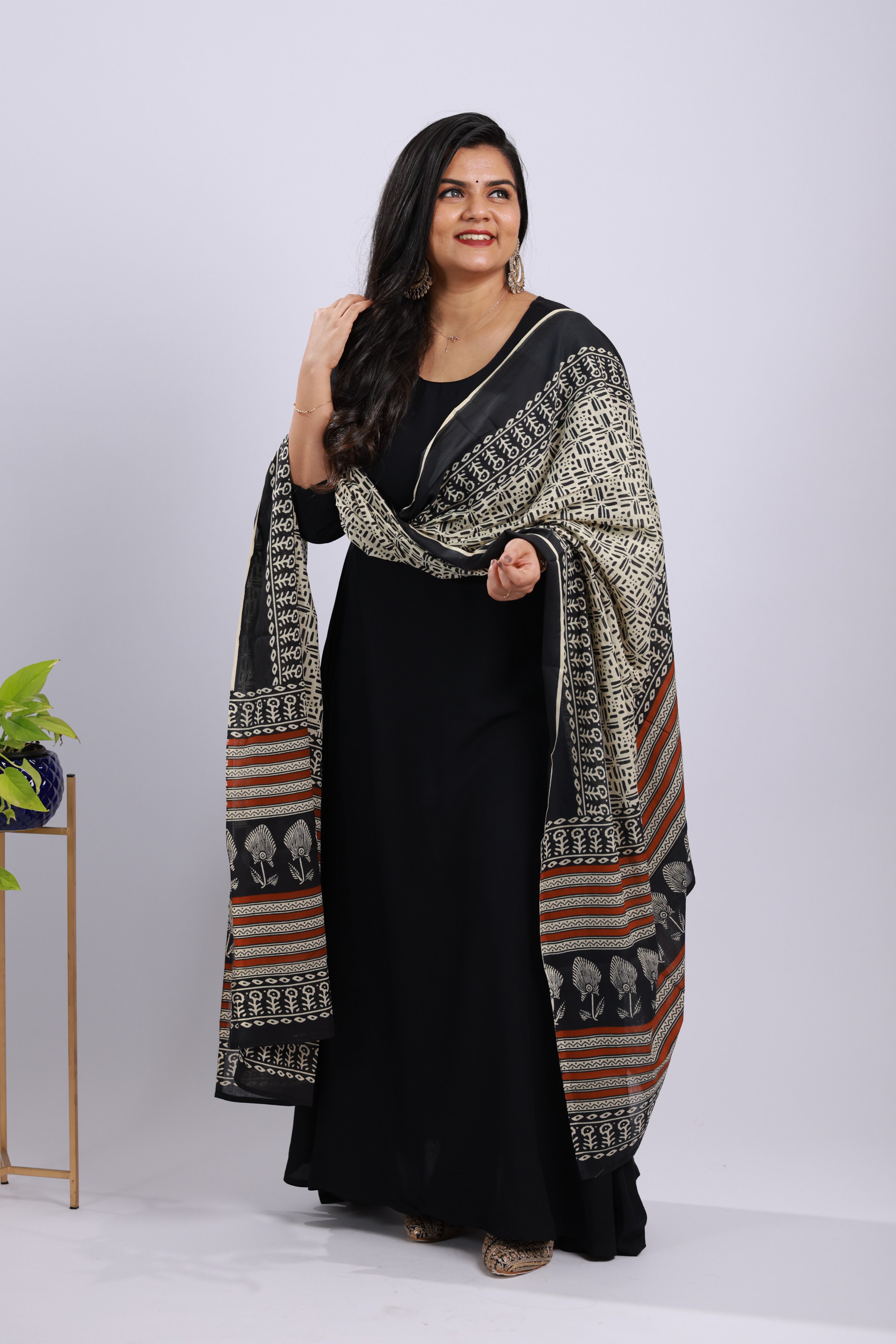 TW1S102 - Black Rayon Kurta Set with Kalamkari Dupatta
