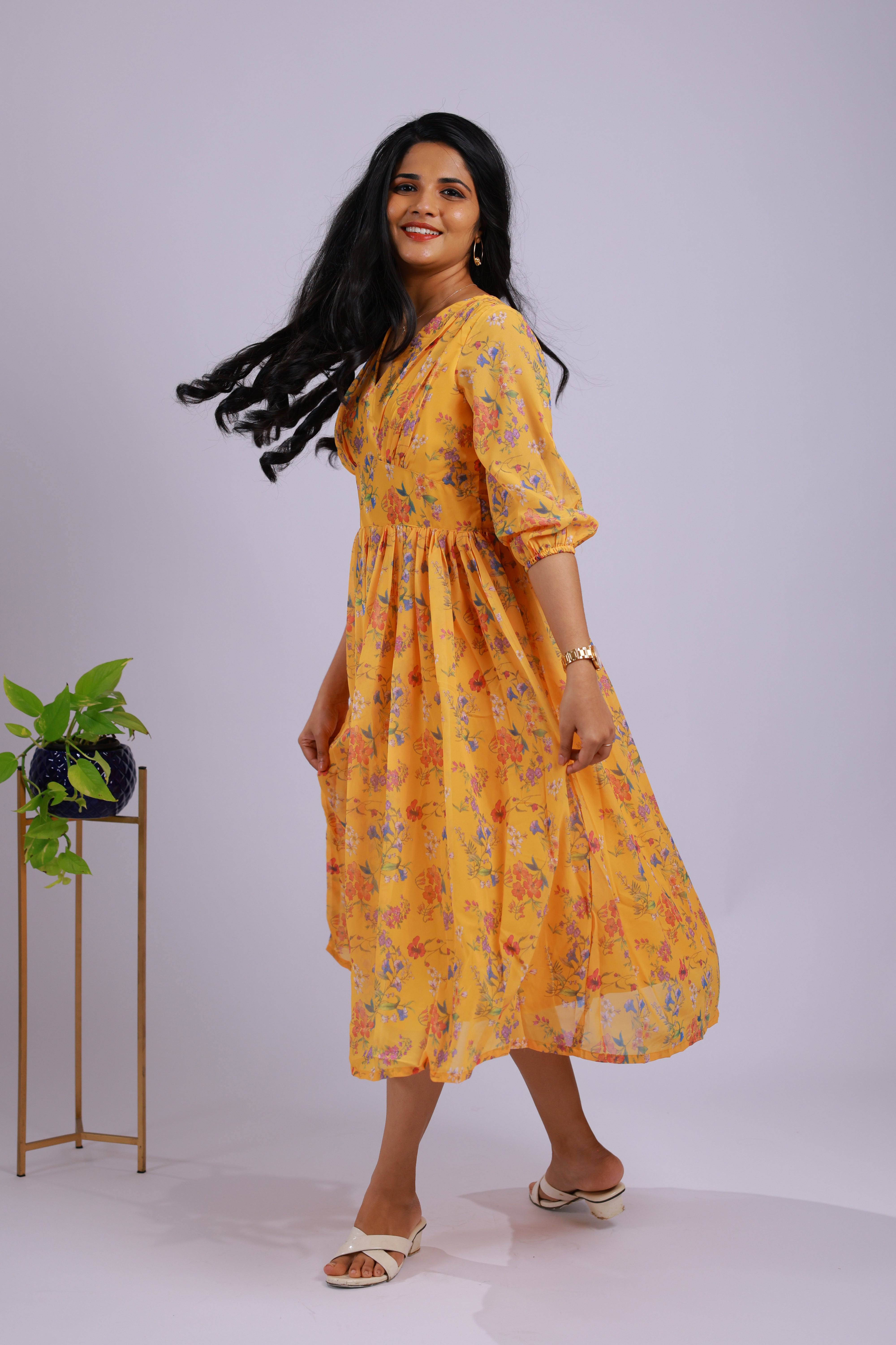 TWD106 – Georgette Floral Midi Dress