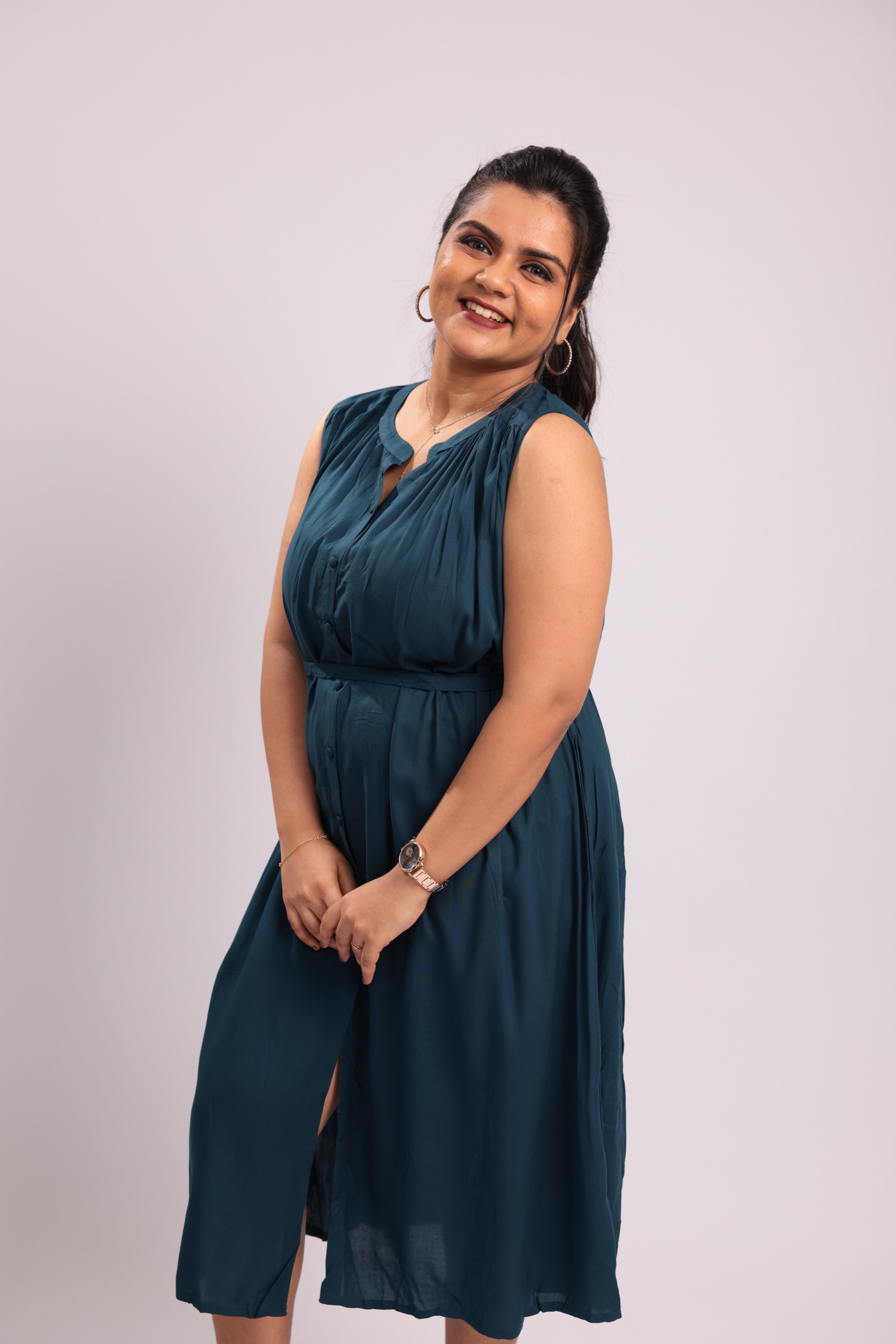 TWD101 – Sleeveless Button-Down Rayon Dress